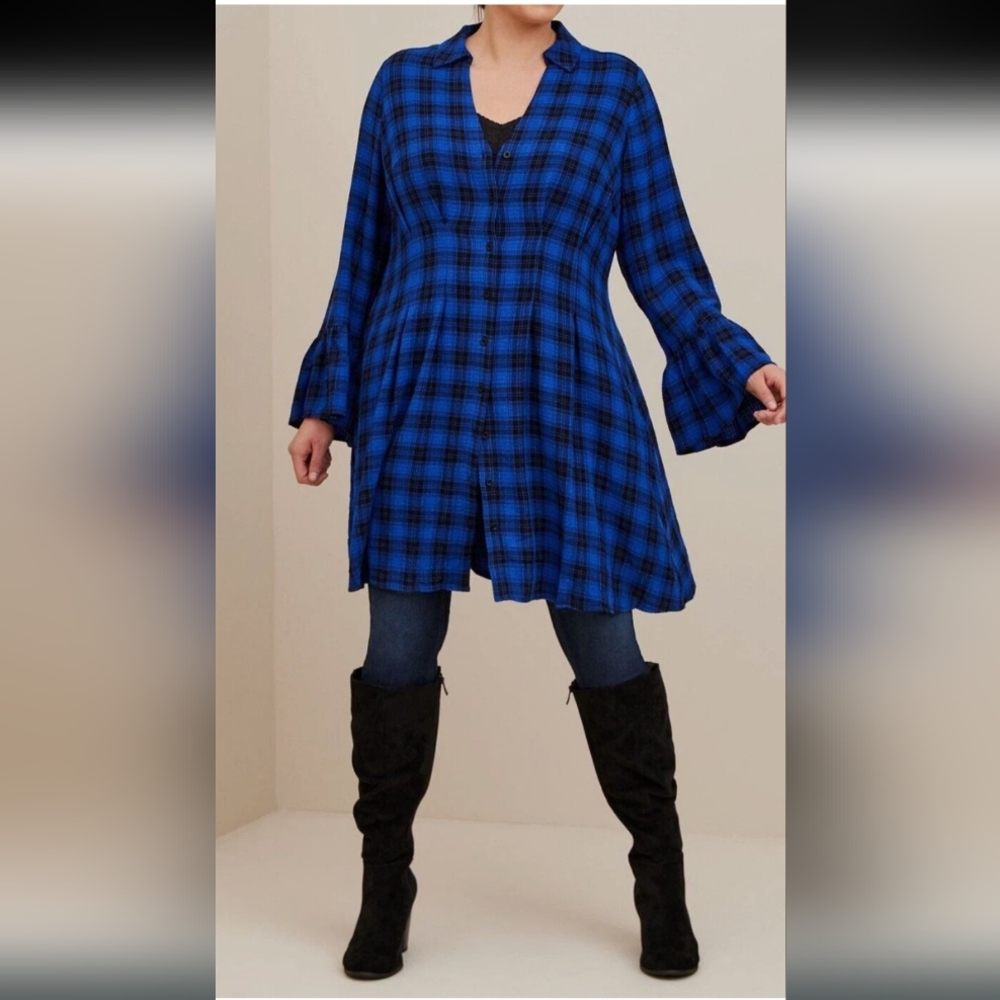 NWT Torrid Mini Gauze Bell Sleeve Shirtdress